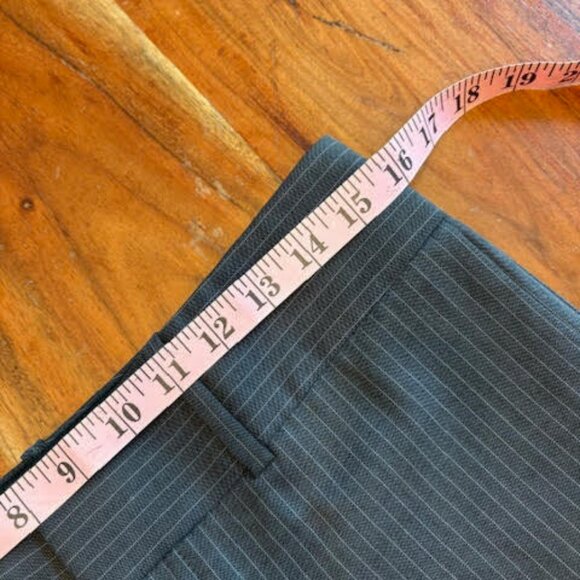 Club Monaco Suit | Grey and blue pinstripe suit | Blazer Size 2 | Pants Size 4 - Picture 11 of 16